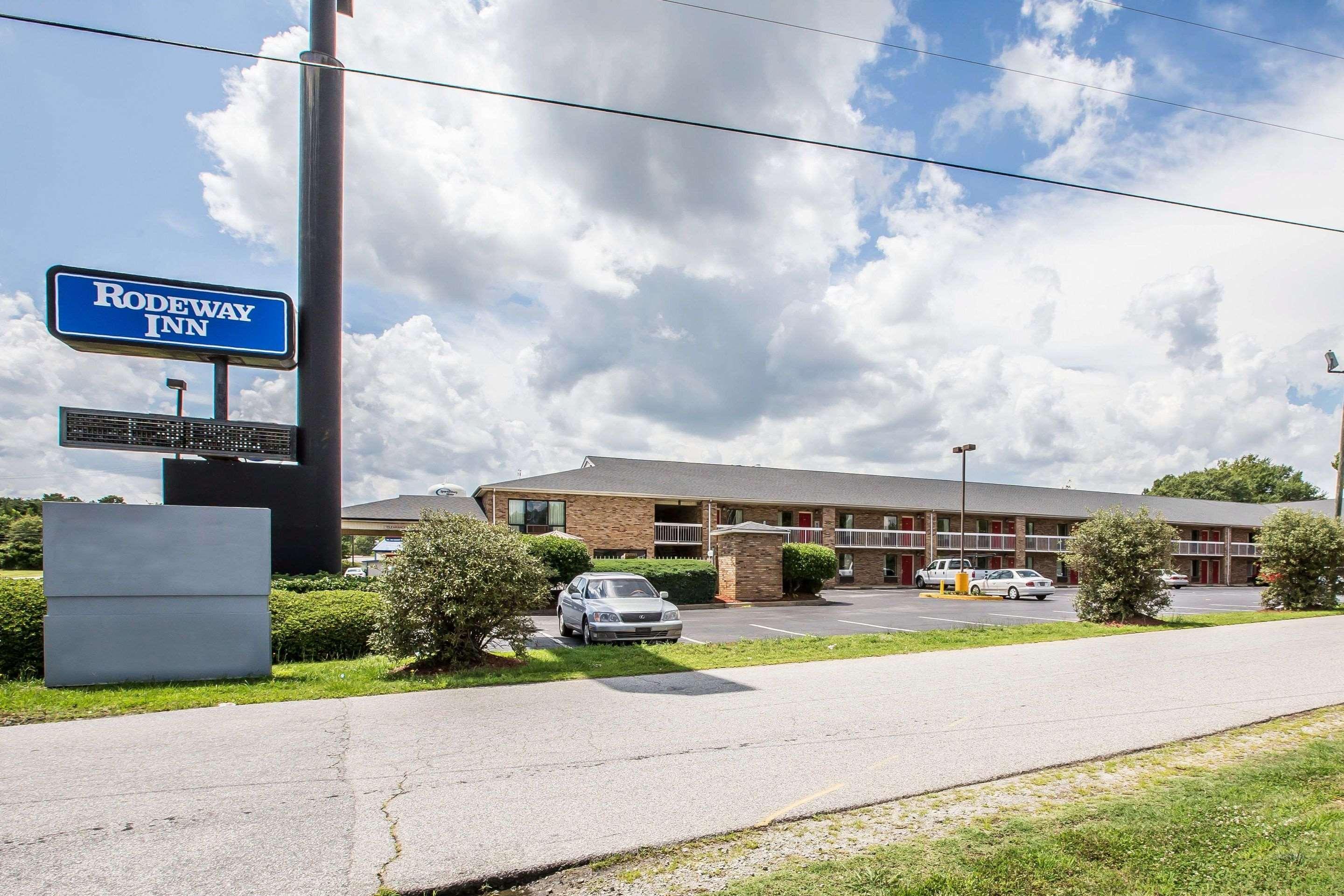 Rodeway Inn Expo Center Spartanburg Exterior photo