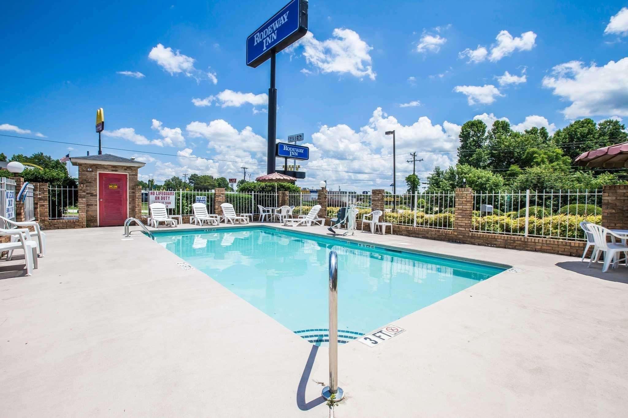 Rodeway Inn Expo Center Spartanburg Exterior photo