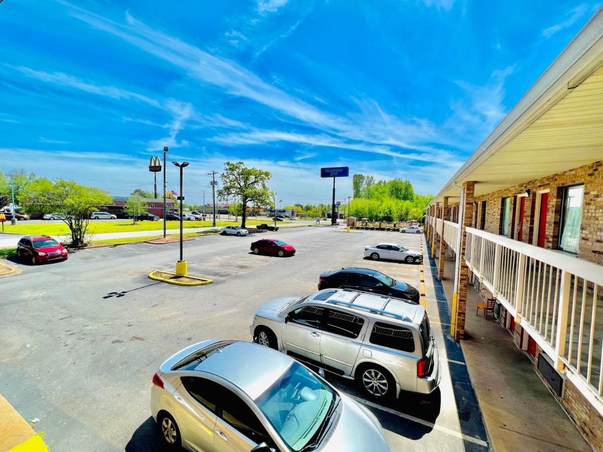 Rodeway Inn Expo Center Spartanburg Exterior photo